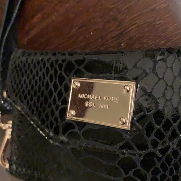 Michael Kors 4 4S iPhone case and wallet - Picture 2 of 9